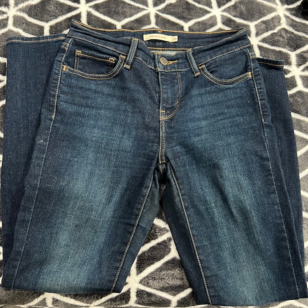 Levi jeans